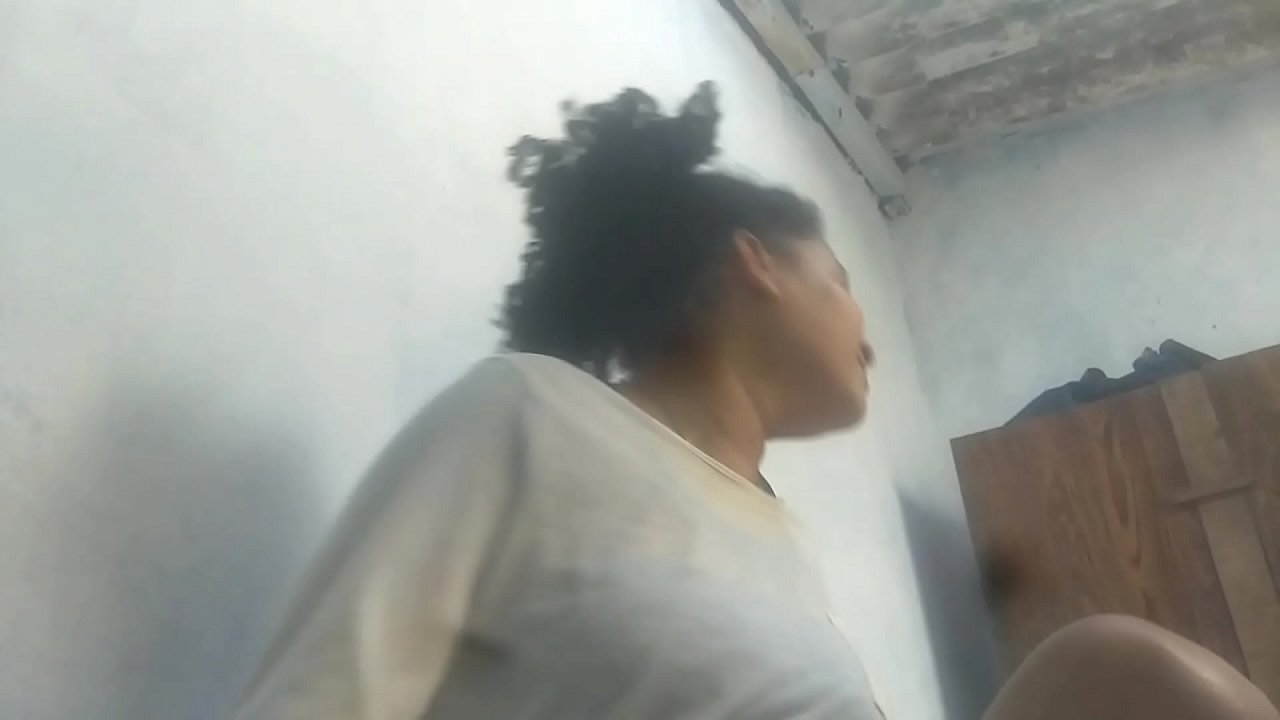 Stepmom gets fucked without a condom