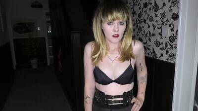 Sydney Harwin – Mom The Secret Hooker XXX Video